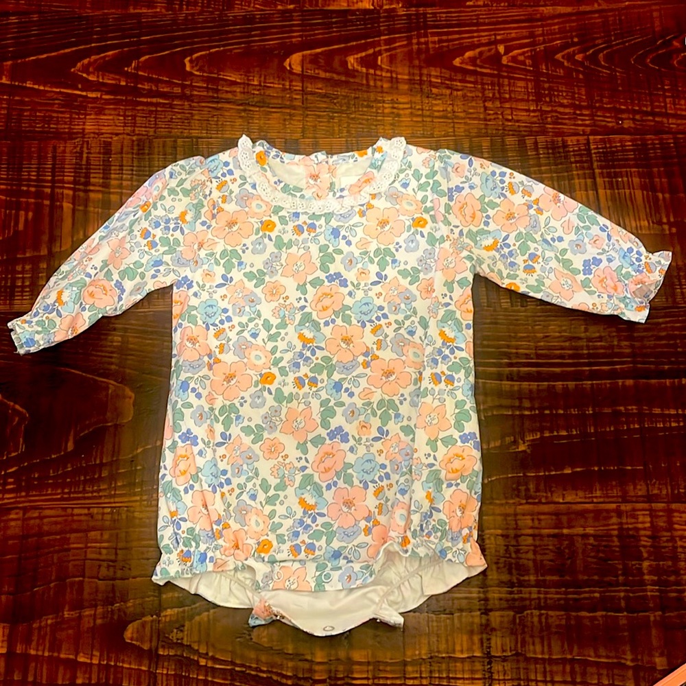 Floral pattern Cecil and Lou bottom button bubble dress.